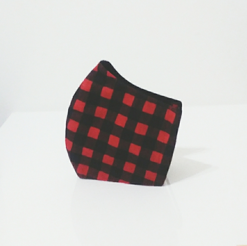 Red & Black Checkered Face Mask - Picture 1 of 8
